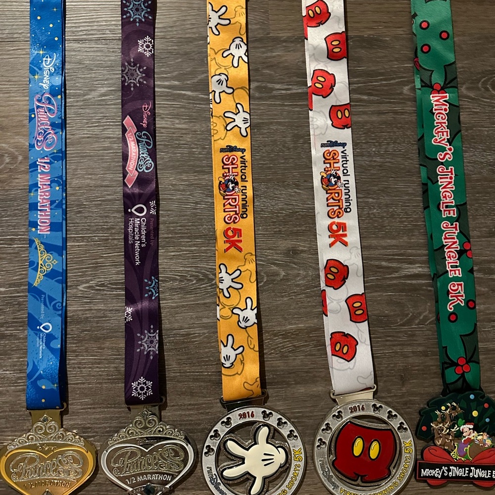 Disney Race medals bundle